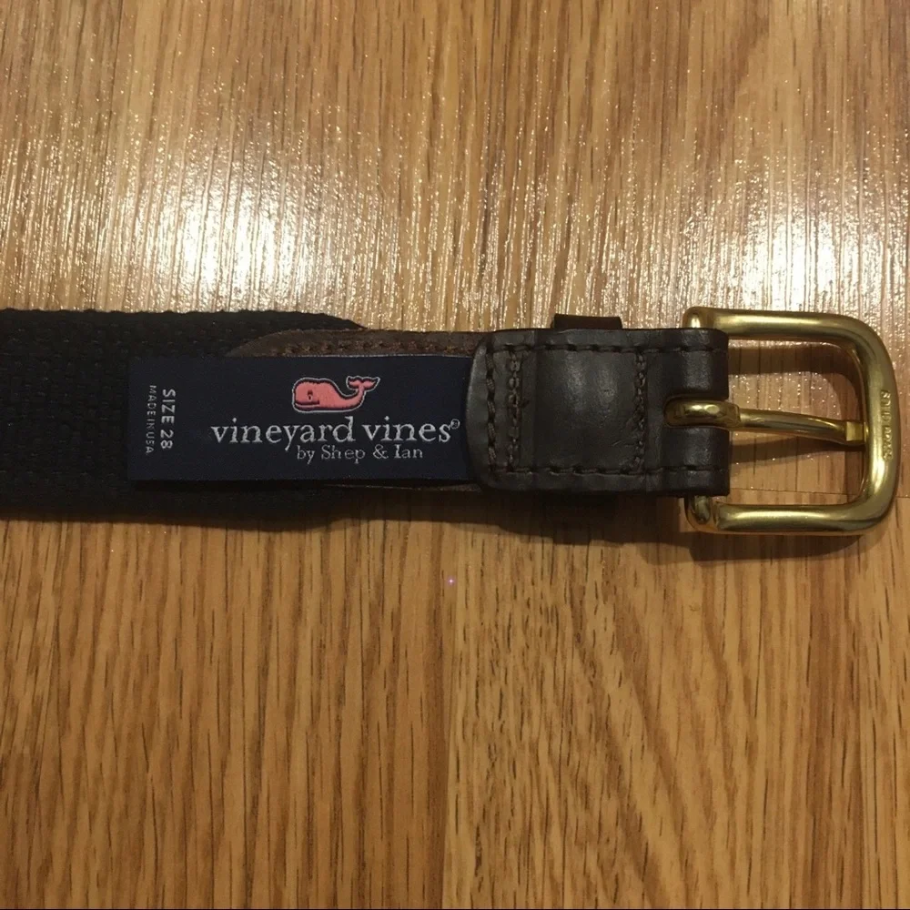 Vineyard Vines Blue Whale on Pink 28”‎ Webbed Belt